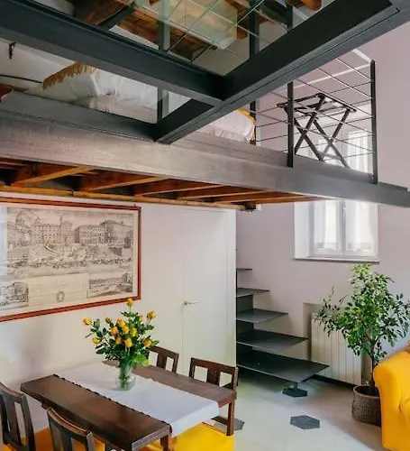 Charming Restored Loft In The Heart Of Trastevere * Rome