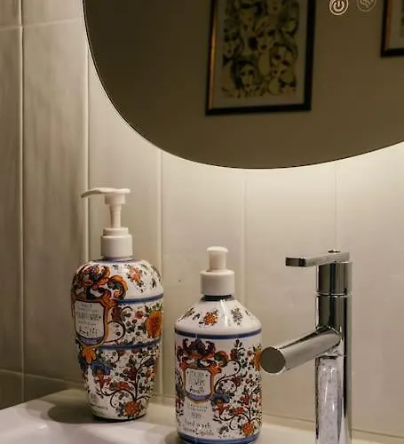 Apartment Charming Restored Loft In The Heart Of Trastevere *