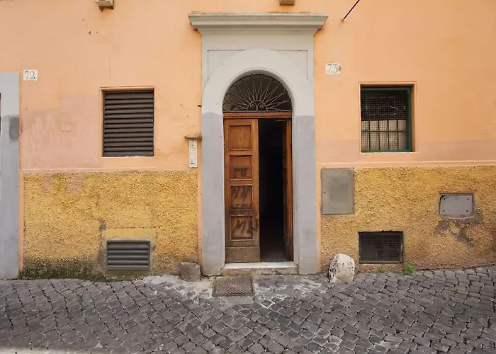 Apartment Charming Restored Loft In The Heart Of Trastevere Rome