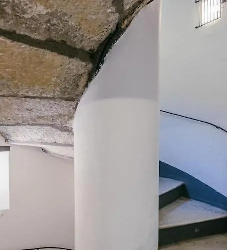 Charming Restored Loft In The Heart Of Trastevere Apartment *
